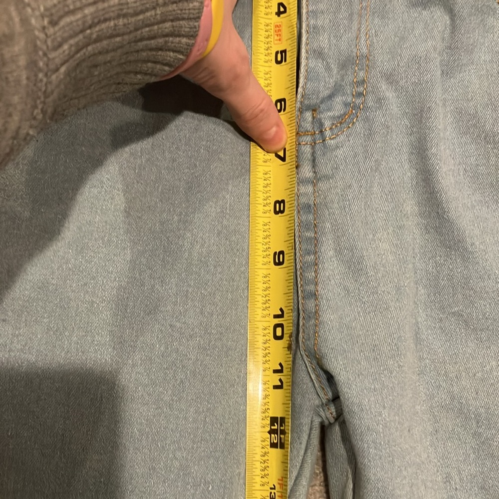 Jeans With White Lace Detail - Picture 8 of 12